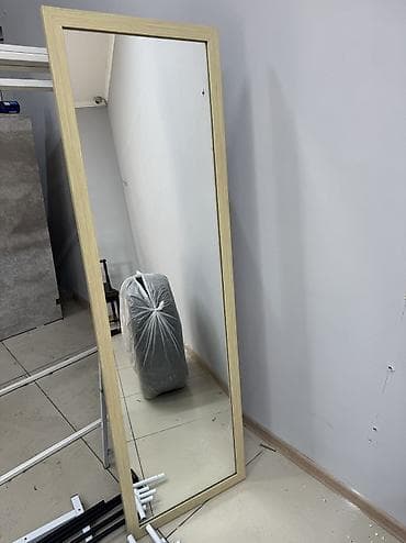 Оборудование для бизнеса: Продаю кронштейны, и кассовый прилавок. Ортосайский рынок — 3