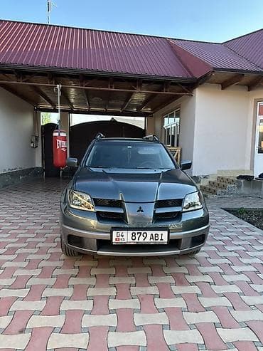 Mitsubishi Outlander: 2004 г., 2.4 л, Автомат, Бензин, Кроссовер