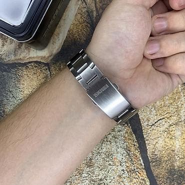 часы ми бенд: Цифровые наручные часы SKMEI с металлическим браслетом - Корпус с — 4