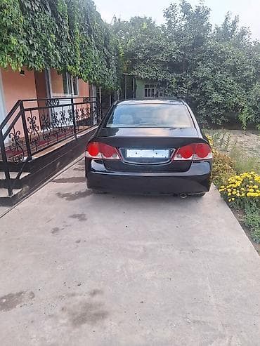 Honda Civic: 2008 г., 1.8 л, Автомат, Бензин, Седан