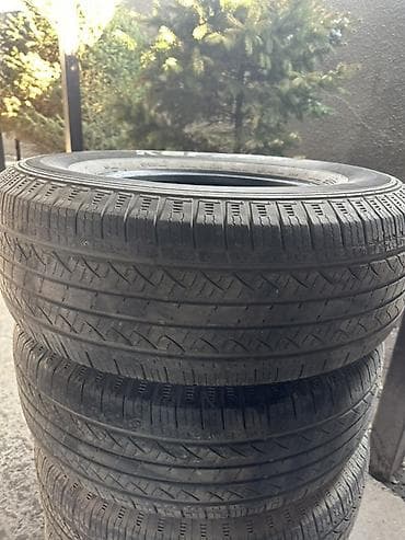 Комплект из 4 автомобильных шин R18летний тип протектора