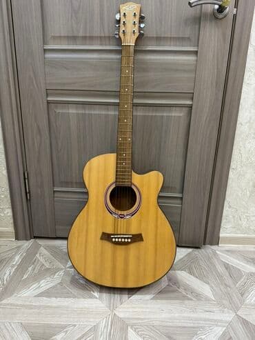 сколько стоит акустическая гитара: Акустическая гитара с вырезом (cutaway), форма корпуса Grand — 1