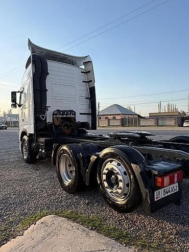 фара volvo fh12: Тягач, Volvo, 2011 г., Без прицепа — 5