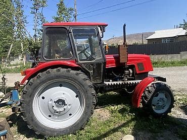 mini cuper: Трактор колесный, кабина с остеклением Описание: - Компактный — 3