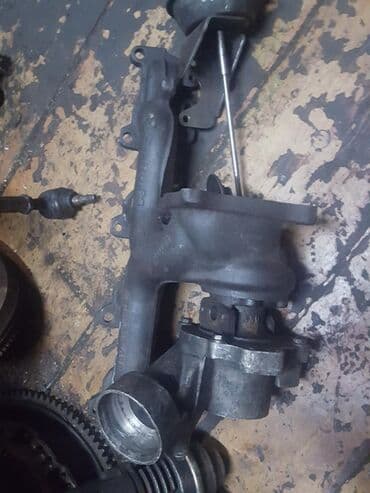 двигател на спринтер: Спринтер Mercedes турбина коллектором 2.2 2005 год — 1