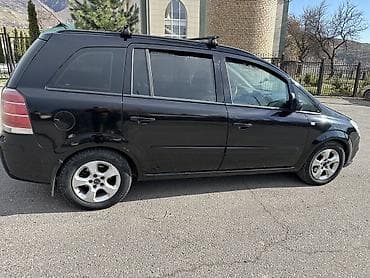 kia optima 2018: Opel Zafira: 2007 г., 1.8 л, Ручные, Бензин, Минивэн — 4