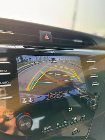 camry: Toyota Camry: 2019 г., Гибрид, Седан — 8