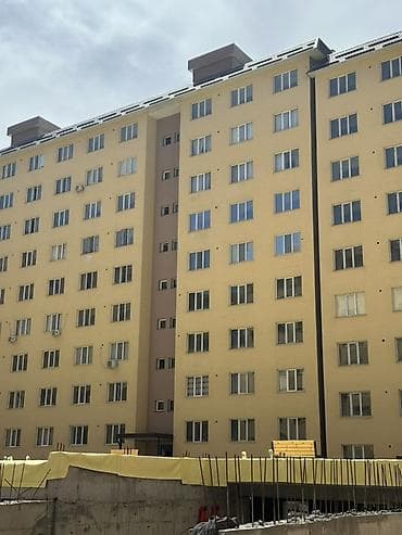 продам гараж: Продаю коммерческое помещение Цокольный этаж Площадь 54 м2 Три — 7