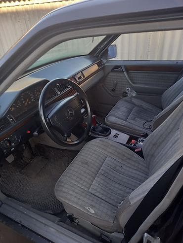 mers bar: Mercedes-Benz W124: 1990 г., 2.3 л, Механика, Бензин, Седан — 4
