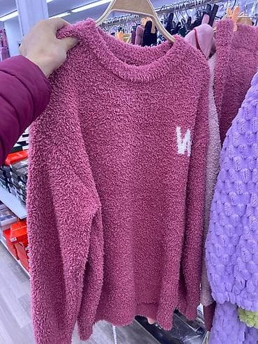 s: Тёплые плющевые двойки/комплекты

Оптом и в розницу — 2