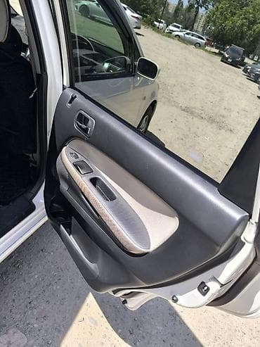 Honda Stream: 2004 г., 2 л, Автомат, Бензин, Минивэн — 8