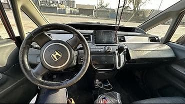 step rf3: Honda Stepwgn: 2009 г., 2 л, Автомат, Бензин, Минивэн — 4