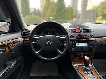 ветровики w124: Mercedes-Benz E-Class: 2005 г., 2.6 л, Автомат, Бензин, Седан — 7