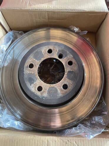 перфорированные тормозные диски: Предний тормозной диск BMW 2003 г., Оригинал — 3