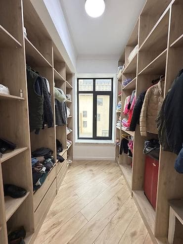 Куплю дом: Шикарный особняк в районе Ак-Орго Локация: — Ак-Орго, всего 100 м от — 9