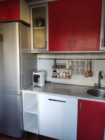 пользовались: 3 комнаты, 56 м², 2 этаж — 17