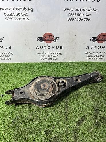 Рычаг подвески Kia Carnival YP D4HB 2.2 DIESEL (б/у)