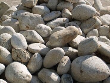 ищу камот: Камень камень камень доставка Таш таш Таш фундаментке жуктогон балдар — 1