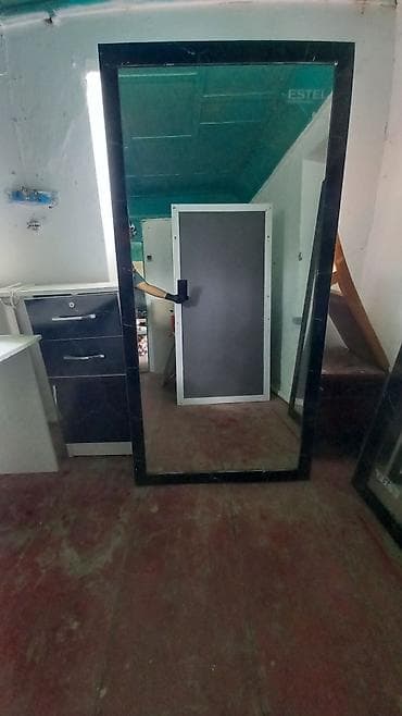 стол для школьников: Компьютерный стол, С полками — 4