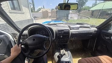 Унаа сатуу: ГАЗ 3110 Volga: 2000 г., Кол менен иштөөчү, Бензин, Седан — 5