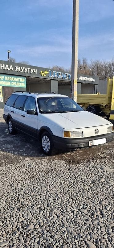 Транспорт: Volkswagen Passat Variant: 1989 г., 1.8 л, Кол менен иштөөчү, Бензин, Универсал — 2