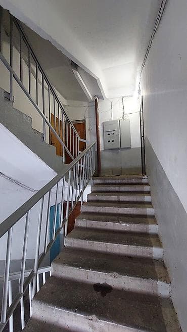 куплю 1 комнатную квартиру бишкек: 1 комната, 36 м², 105 серия, 2 этаж, Косметический ремонт — 10