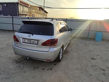 Toyota Verso: 2002 г., 2.4 л, Автомат, Бензин, Минивэн — 2