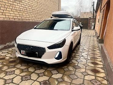 bid e5: Hyundai i30: 2018 г., 1.6 л, Робот, Дизель, Хэтчбэк — 2