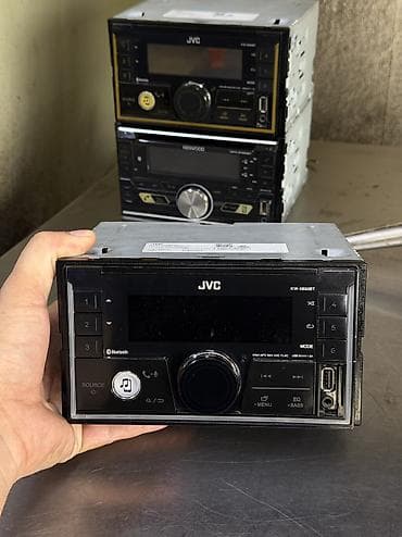 В продаже привозные магнитолы 2DIN. JVC и Kenwood. В магнитолах есть