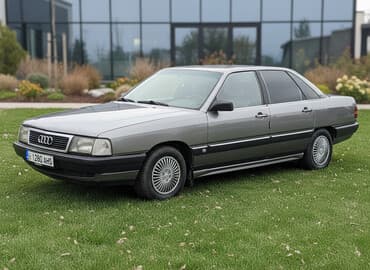 Audi 100: 1986 г., Седан — 1