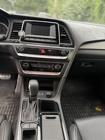 купить хюндай сантафе: Hyundai Sonata: 2021 г., 2 л, Автомат, Газ, Седан — 9