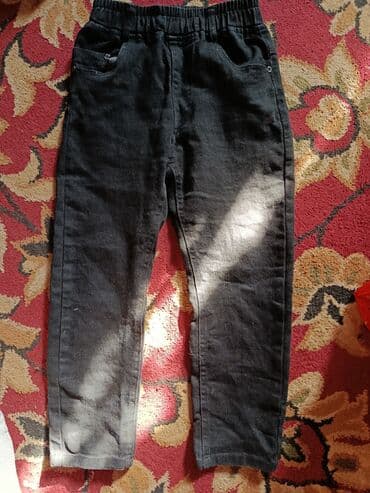 продаю или меняю на автомат: Отдам даром вещи и обувь для мальчика 6-7 лет есть ещё рюкзак — 3