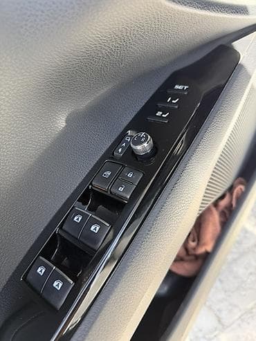 kia sarento: Toyota Camry: 2019 г., 3.5 л, Автомат, Бензин, Седан — 8