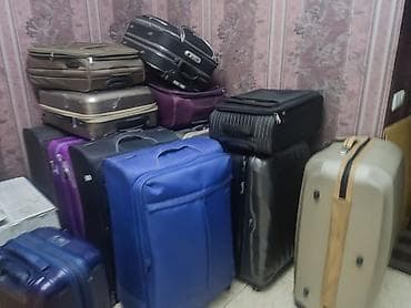 Чемодан, Материал: Пластик, Большой (более 70 л), На колесах at lalafo.kg Чемодан, Материал: Пластик, Большой (более 70 л), На колесах