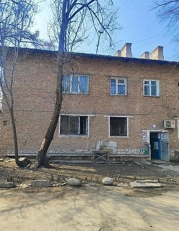 2 комнаты, 42 м², Сталинка, 1 этаж, Старый ремонт — 7