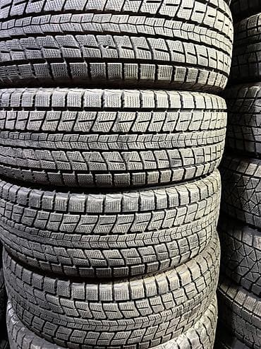 Зимняя японская шина. Фирма Dunlop made in Japan. Размер 225/65R17