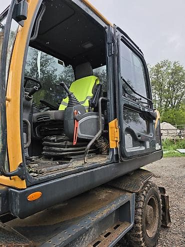сапок 4х4: Экскаватор, Hyundai, 2014 г., Колесный — 5