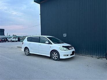 mini v: Toyota Ipsum: 2002 г., 2.4 л, Автомат, Бензин, Минивэн — 2