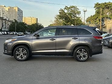 Toyota Highlander: 2019 г., 3.5 л, Автомат, Бензин, Кроссовер
