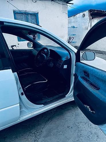 step wgn: Toyota Ipsum: 2001 г., 2 л, Автомат, Бензин, Минивэн — 8