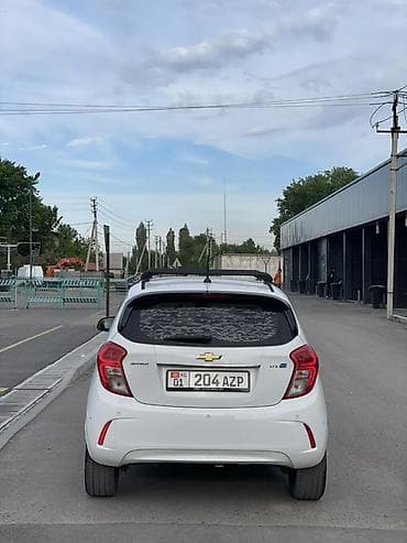 step spada: Chevrolet Spark: 2016 г., 1 л, Автомат, Бензин, Хэтчбэк — 4