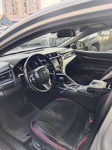 Транспорт: Toyota Camry: 2018 г., Автомат, Бензин, Седан — 8