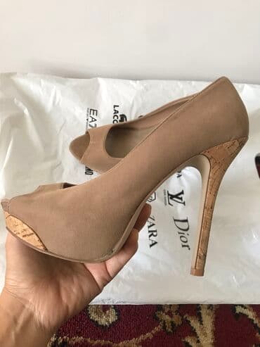 Состояние хорошая размер 38,39