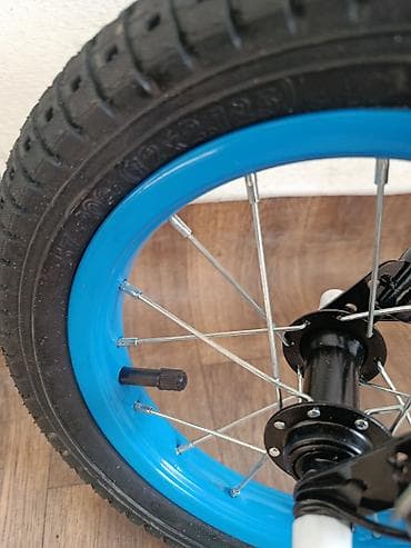 детский вело: Детский велосипед, 2-колесный, 3 - 4 года, Для мальчика, Новый — 2