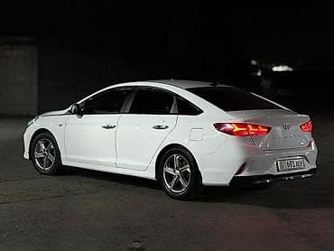 camry 30: Hyundai Sonata: 2019 г., 2 л, Автомат, Газ, Седан — 5