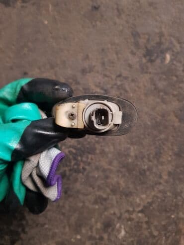 сетевые фильтры moxom: Mitsubishi Chariot Grandis повторитель поворота, Митсубиси Шариот — 2