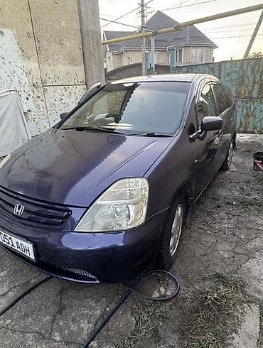 Honda Stream: 2001 г., 2 л, Автомат, Минивэн