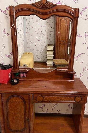 евростиль мебель: Спальный гарнитур в классическом стиле Состав комплекта: - — 5