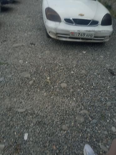 Унаа сатуу: Daewoo Nubira: 2001 г., Кол менен иштөөчү, Бензин, Седан — 6