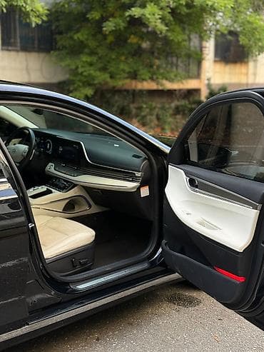 bmw 3: Hyundai Grandeur: 2021 г., 2.4 л, Гибрид — 9